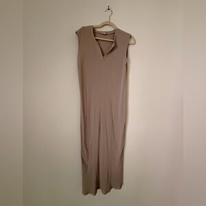 Splendid size S maxi dress in taupe